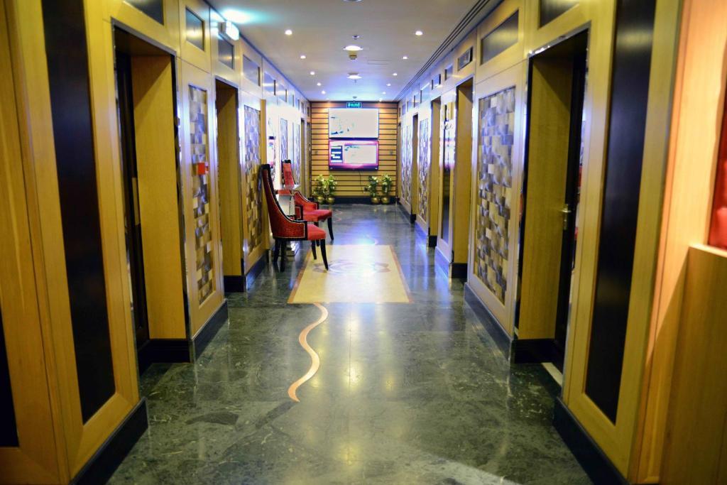 sun&sands hotel Dubaï Extérieur photo