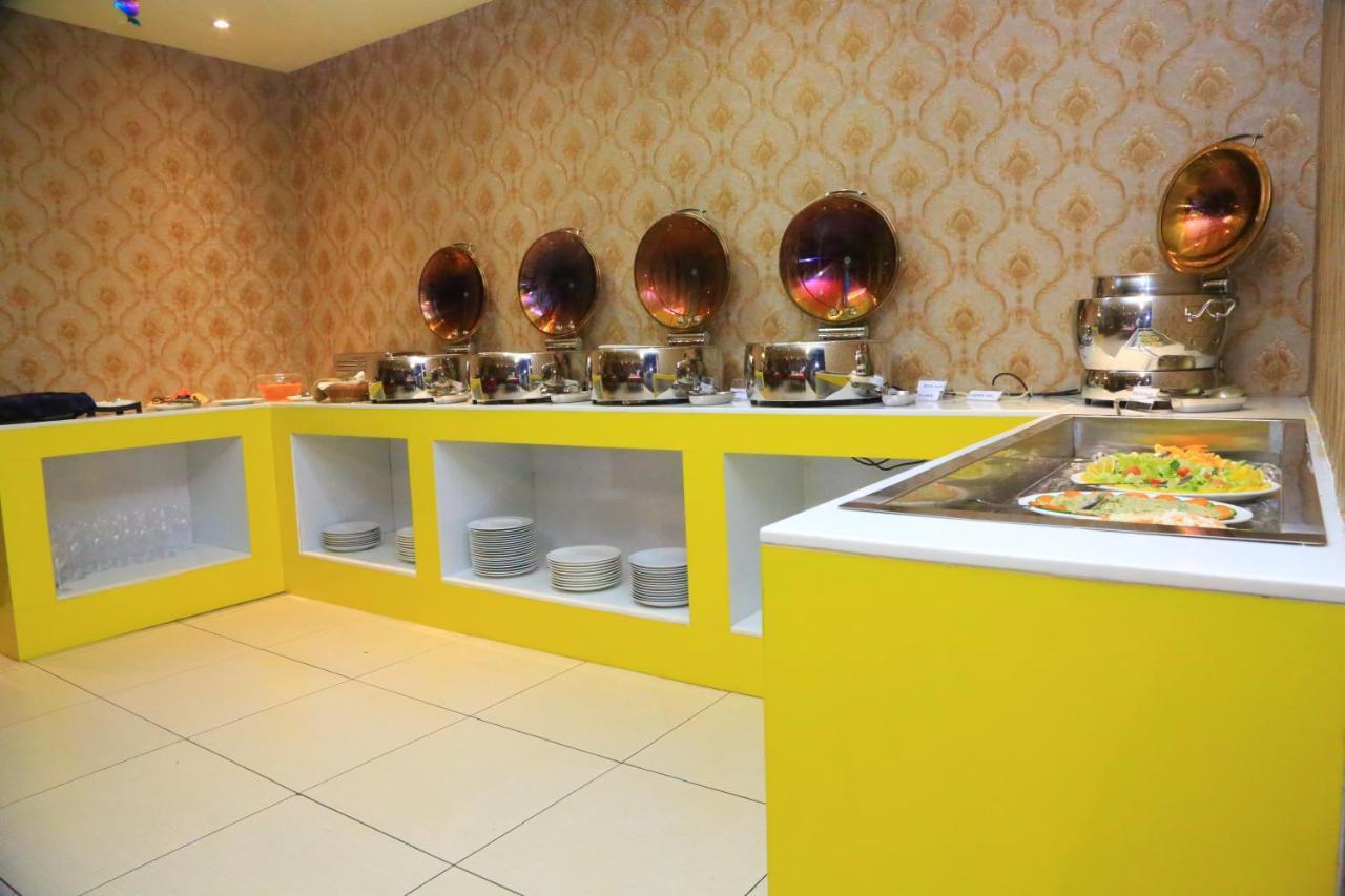 sun&sands hotel Dubaï Extérieur photo