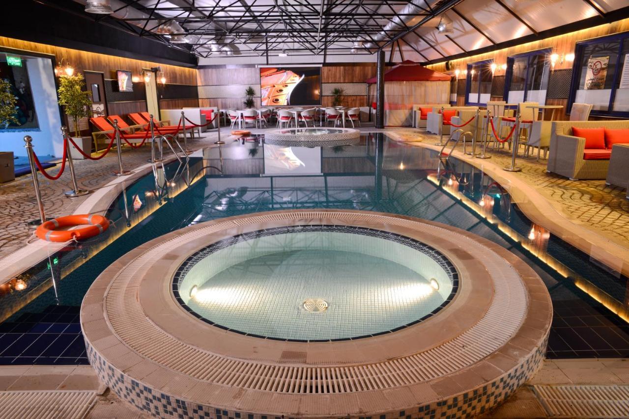 sun&sands hotel Dubaï Extérieur photo